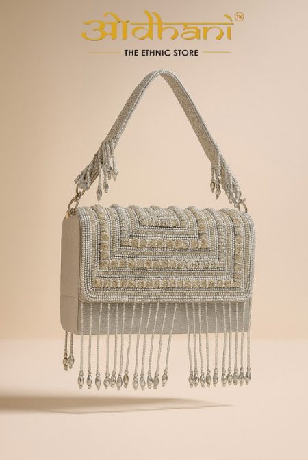 Clutuch bag with beautiful tesel design rate